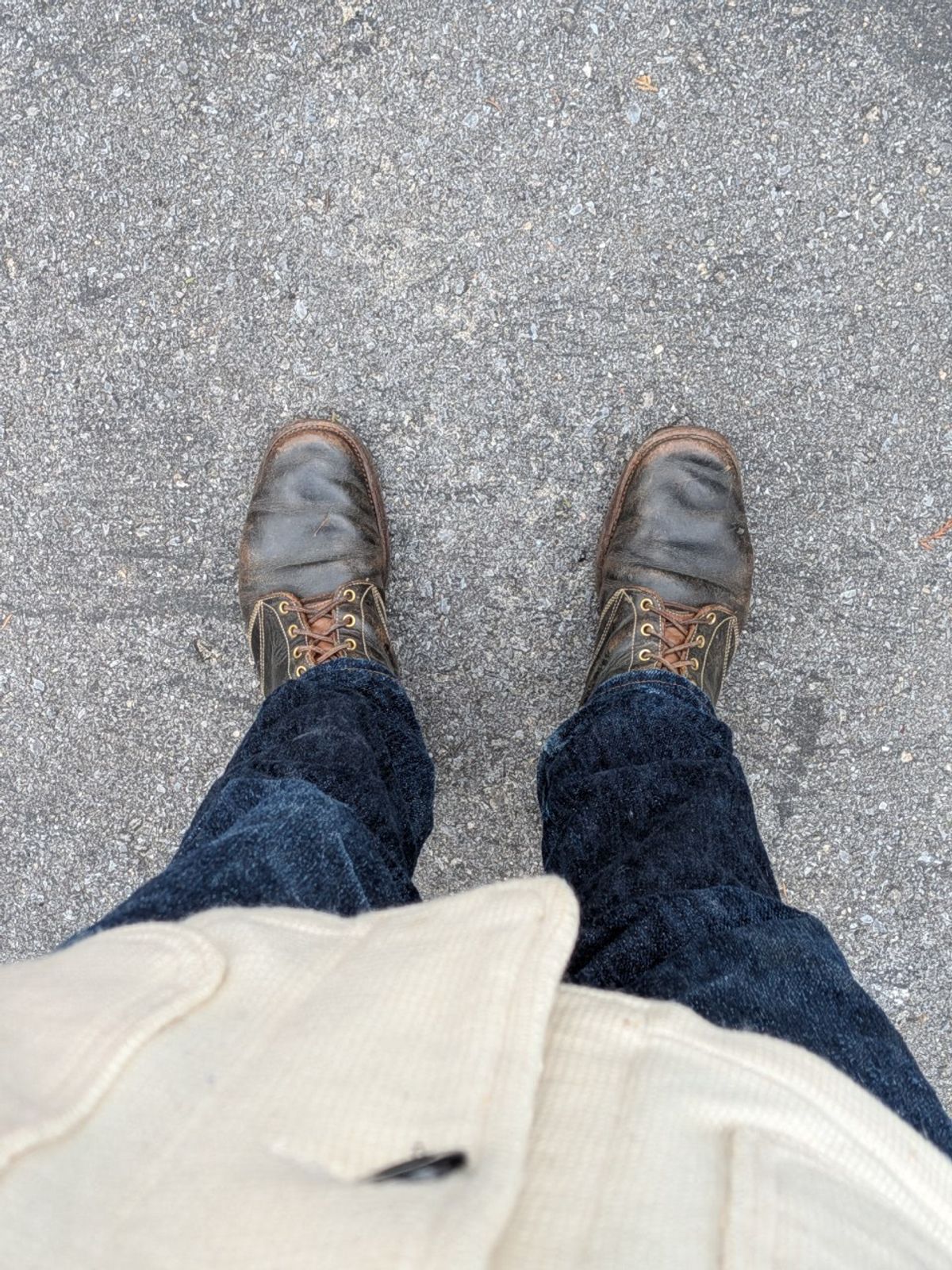 Photo by amvoith on April 6, 2026 of the Clinch Hi-Liner in Wickett & Craig Black-Overdyed Latigo.