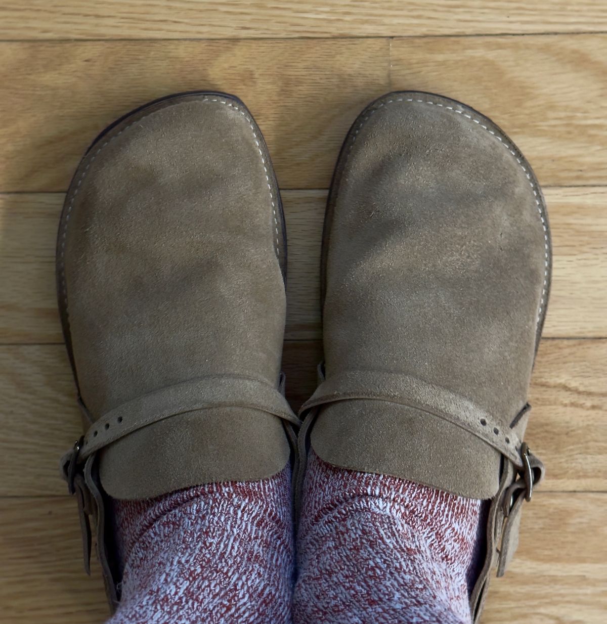 Photo by ACepero on December 6, 2024 of the Oak Street Bootmakers Country Loafer in Horween Natural Chromexcel Roughout.