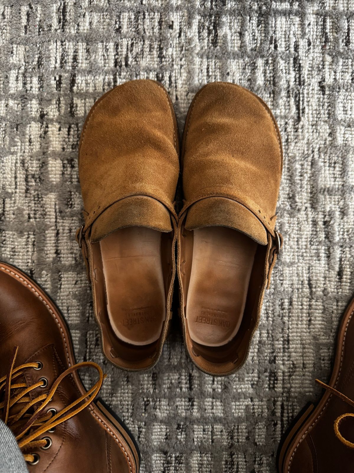 Photo by ACepero on August 27, 2025 of the Oak Street Bootmakers Country Loafer in Horween Natural Chromexcel Roughout.