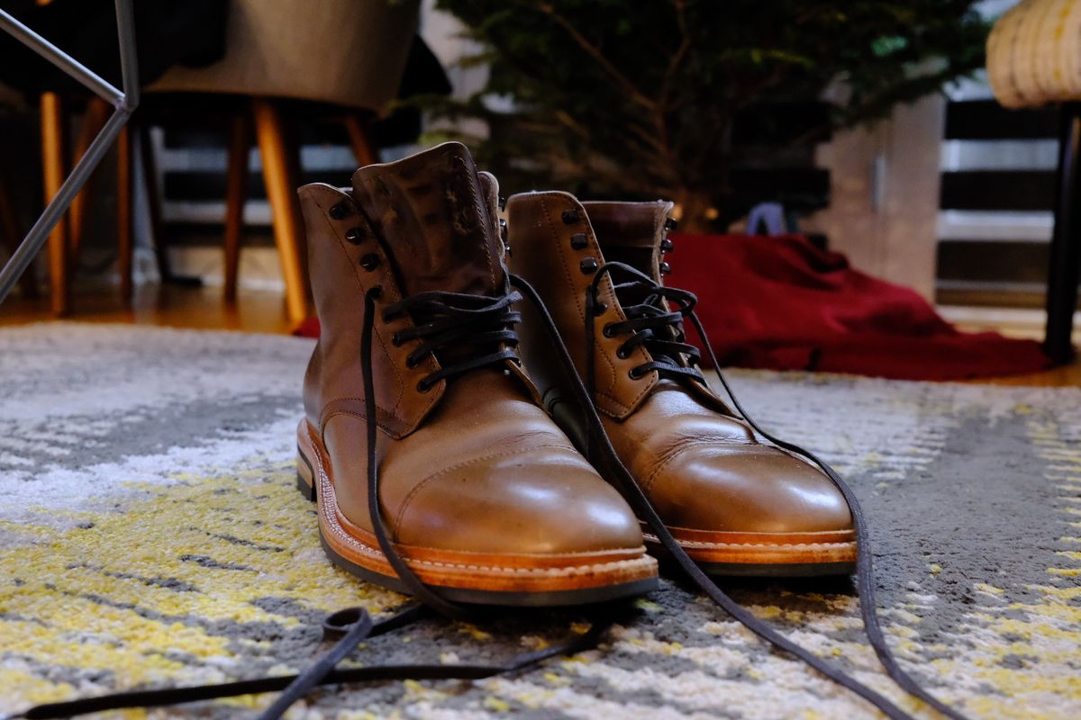 Photo by ACepero on November 26, 2023 of the Oak Street Bootmakers Lakeshore Boot in Horween Natural Chromexcel.