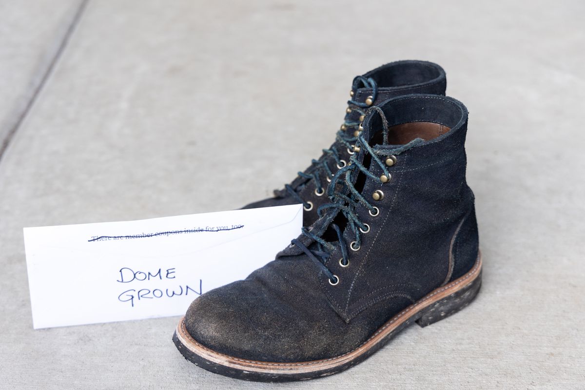 Photo by Brian_Lee on November 5, 2023 of the Oak Street Bootmakers Trench Boot in Horween Natural Indigo Chromexcel Roughout.