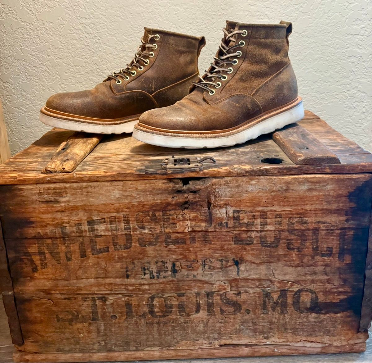 Photo by btstewart on January 5, 2025 of the Viberg Scout Boot in Rawhide Waxy Commander - Charles F. Stead & Co Ltd..