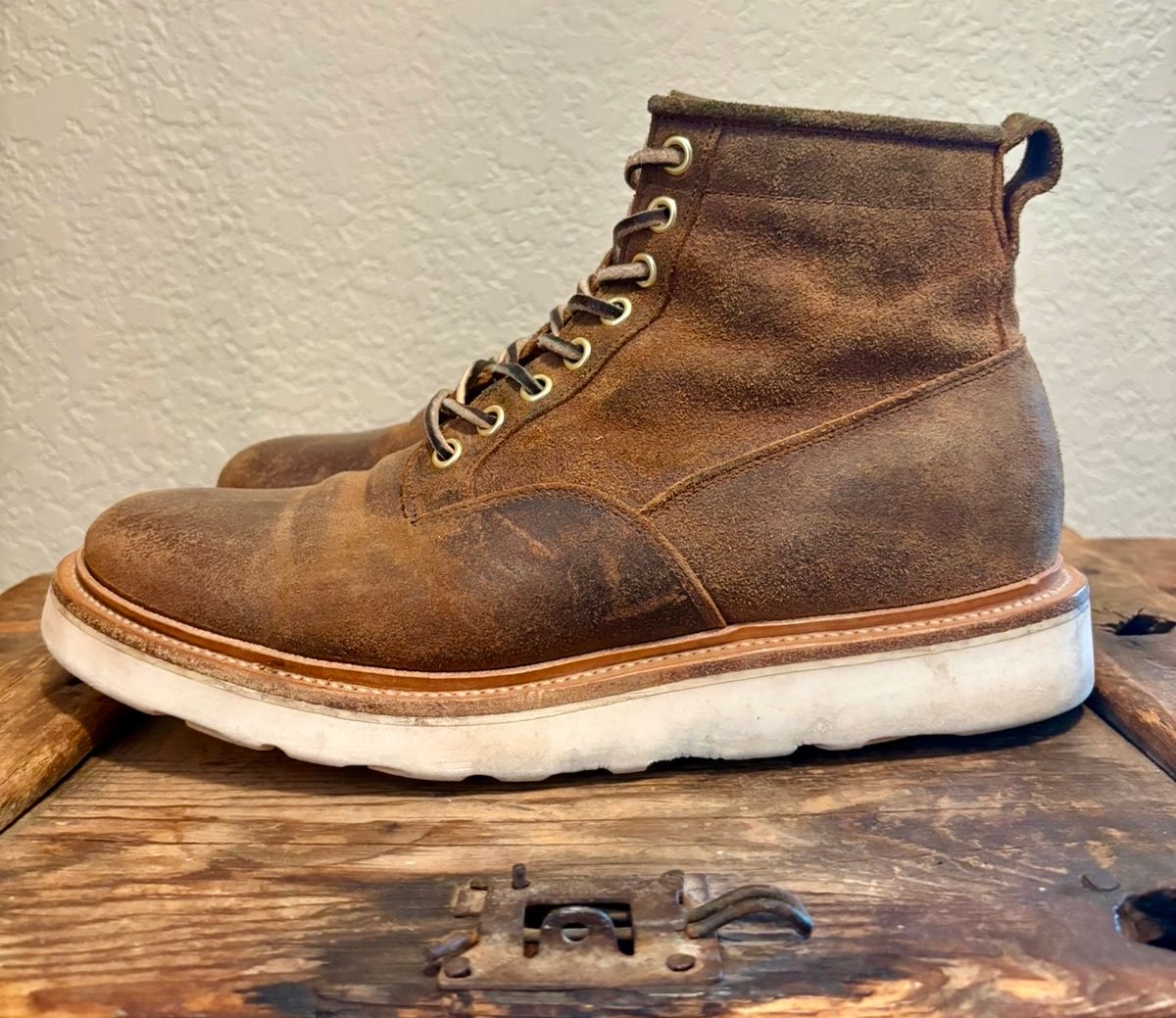 Photo by btstewart on January 5, 2025 of the Viberg Scout Boot in Rawhide Waxy Commander - Charles F. Stead & Co Ltd..