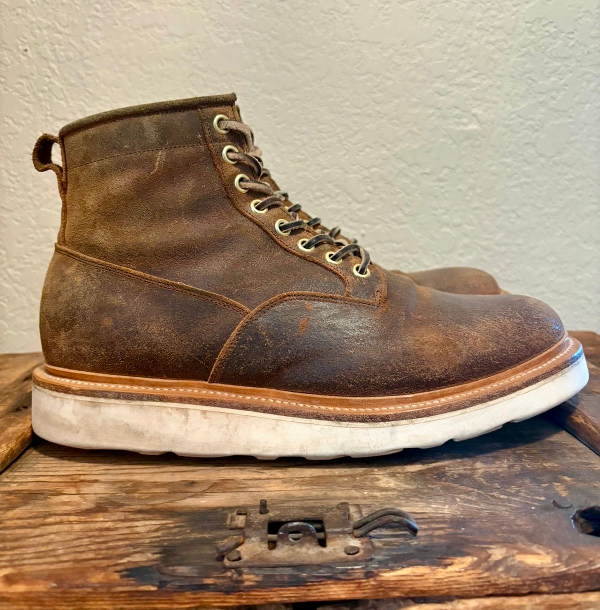 Photo by btstewart on January 5, 2025 of the Viberg Scout Boot in Rawhide Waxy Commander - Charles F. Stead & Co Ltd..