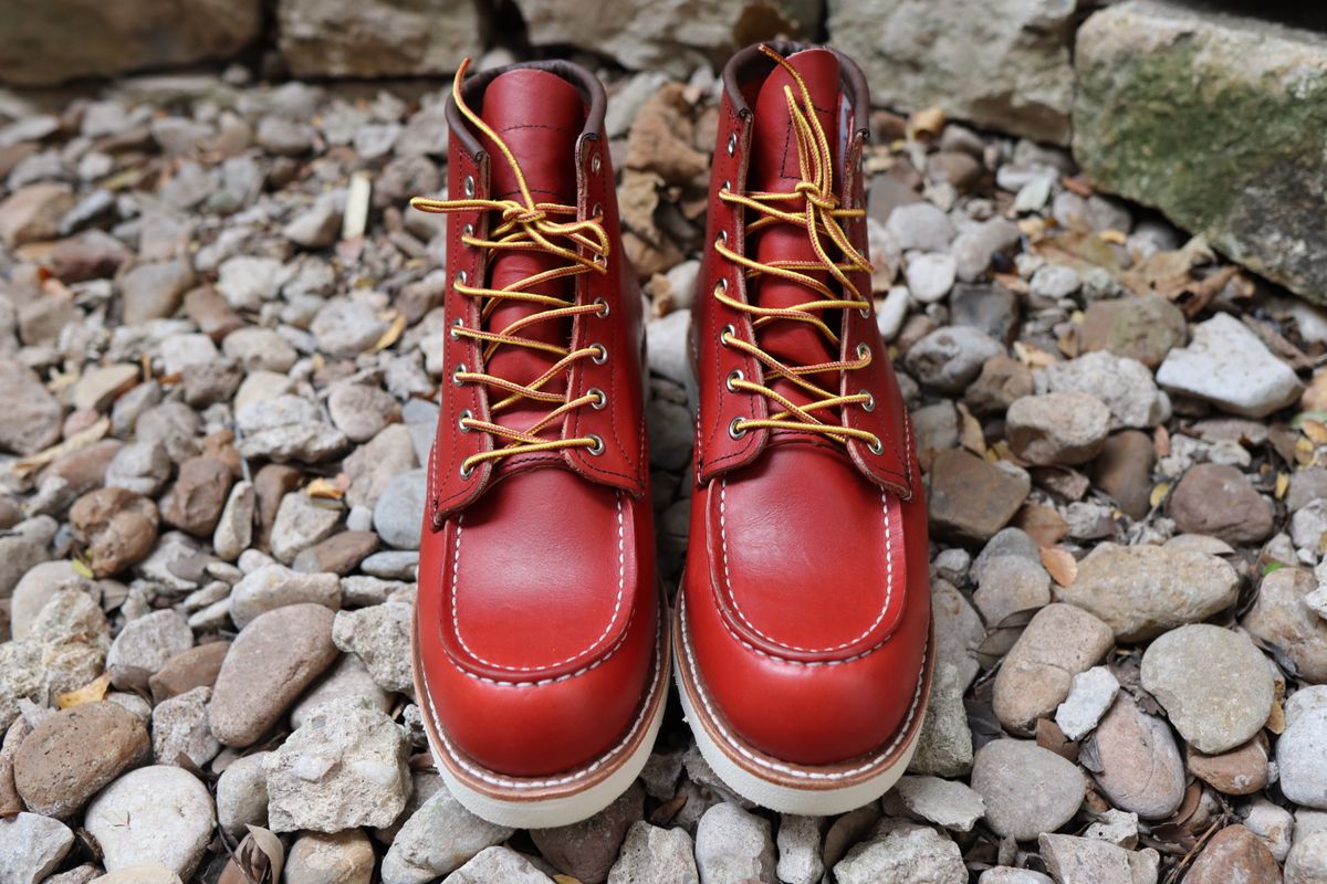 Photo by stepped_in_dookie_again on November 3, 2024 of the Red Wing 6-Inch Classic Moc in S.B. Foot Oro-Russet Portage.
