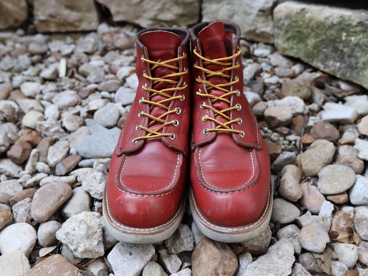 Photo by stepped_in_dookie_again on December 2, 2024 of the Red Wing 6-Inch Classic Moc in S.B. Foot Oro-Russet Portage.