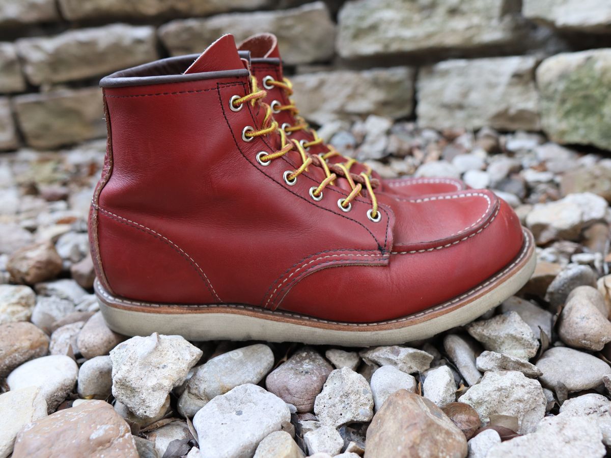 Photo by stepped_in_dookie_again on December 2, 2024 of the Red Wing 6-Inch Classic Moc in S.B. Foot Oro-Russet Portage.