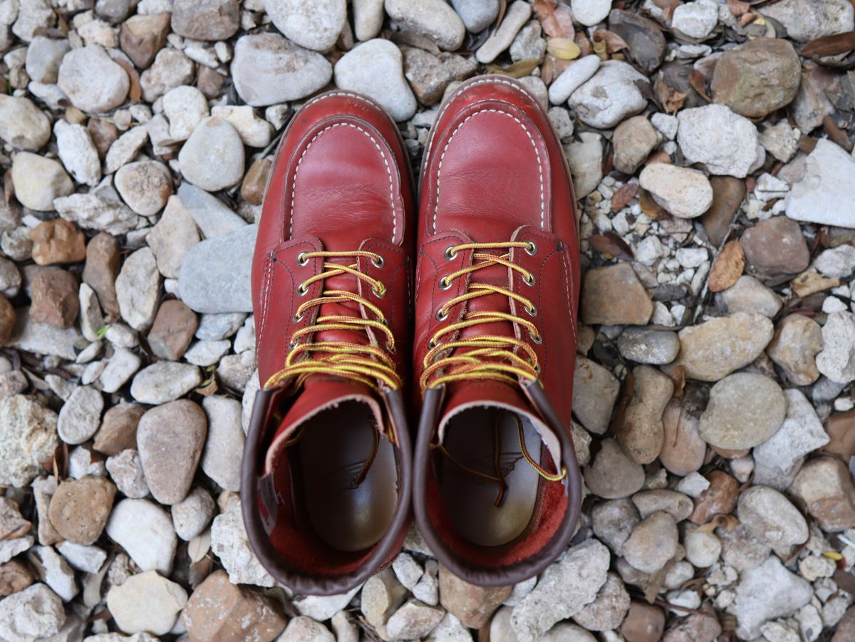 Photo by stepped_in_dookie_again on December 2, 2024 of the Red Wing 6-Inch Classic Moc in S.B. Foot Oro-Russet Portage.