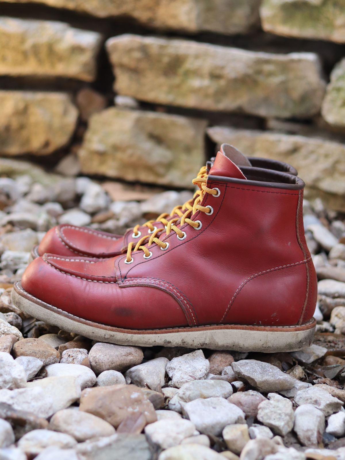 Photo by stepped_in_dookie_again on February 3, 2025 of the Red Wing 6-Inch Classic Moc in S.B. Foot Oro-Russet Portage.