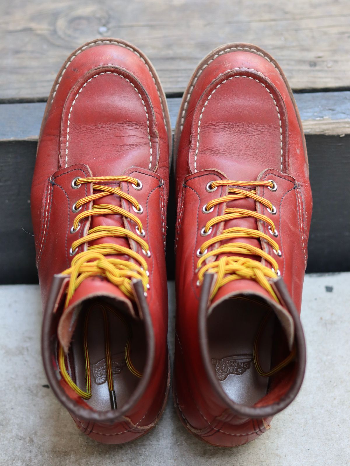 Photo by stepped_in_dookie_again on February 3, 2025 of the Red Wing 6-Inch Classic Moc in S.B. Foot Oro-Russet Portage.