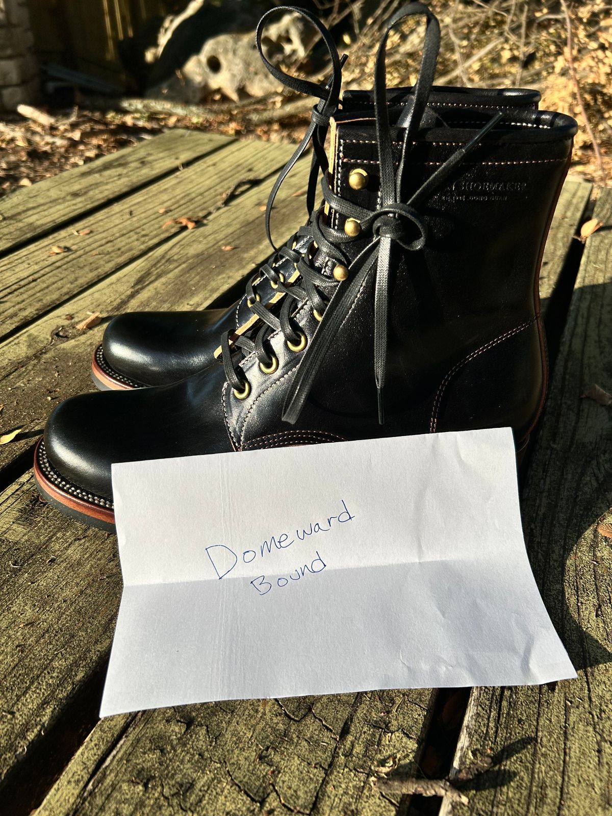 Photo by stepped_in_dookie_again on October 2, 2023 of the Quan Shoemaker Unknown Model in Maryam Black Horsebutt.