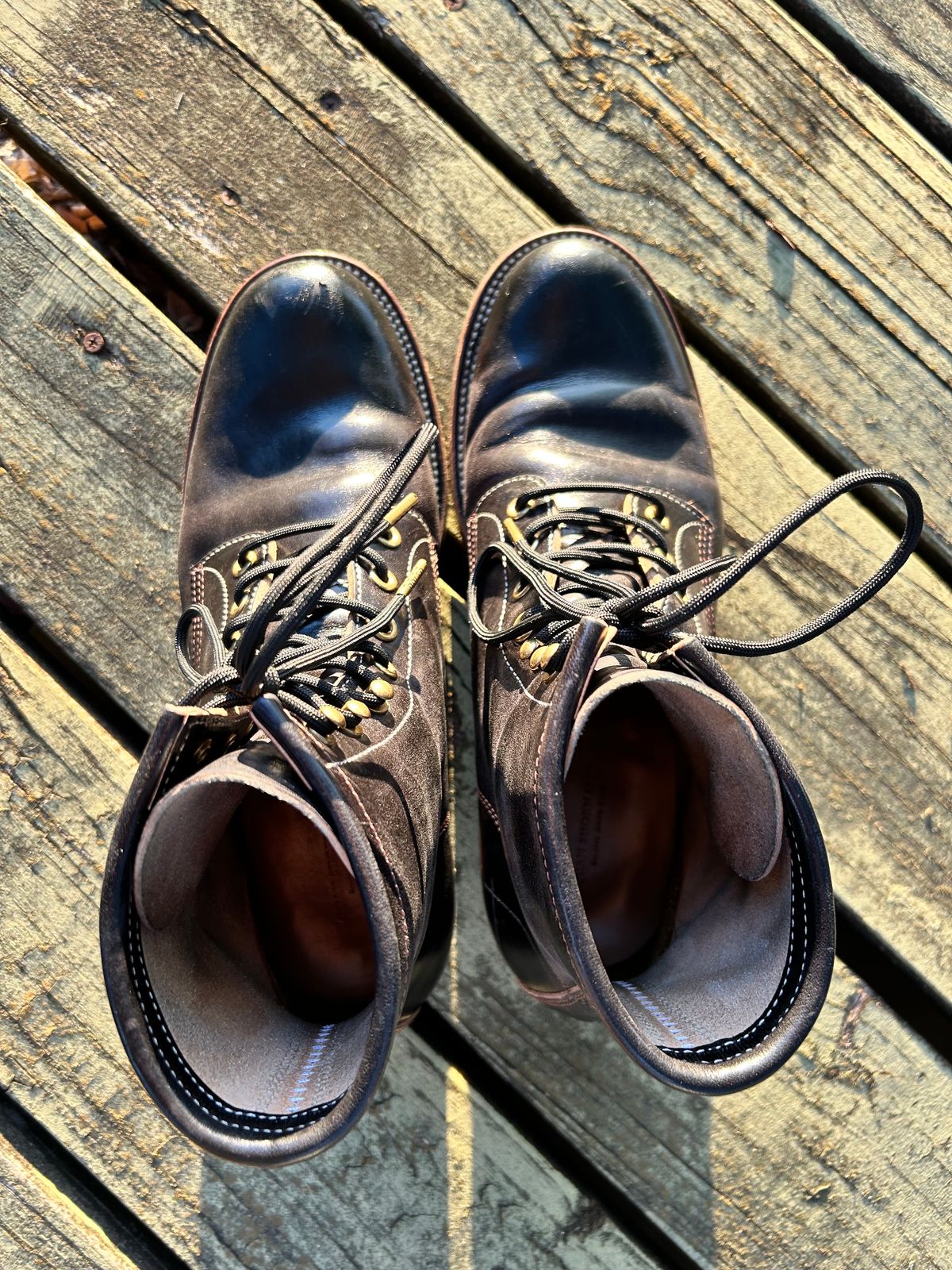 Photo by stepped_in_dookie_again on November 4, 2023 of the Quan Shoemaker Unknown Model in Maryam Black Horsebutt.