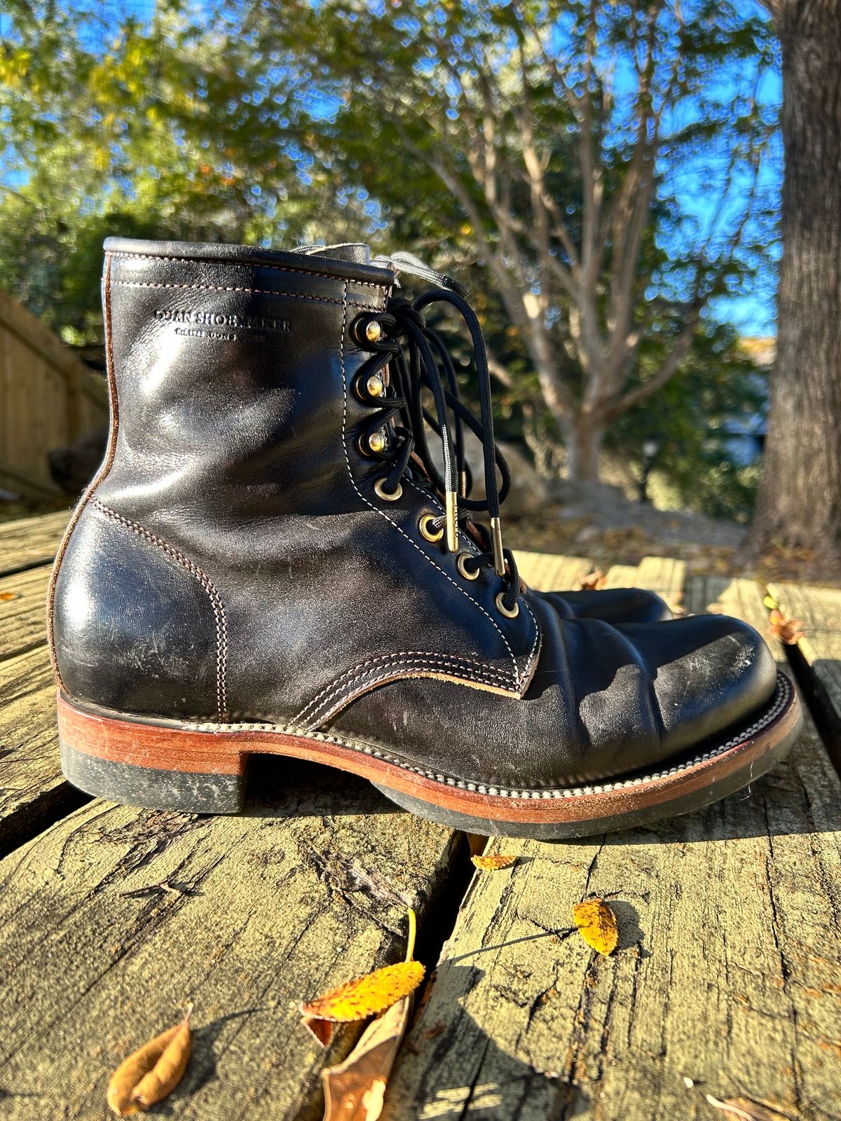 Photo by stepped_in_dookie_again on December 5, 2023 of the Quan Shoemaker Unknown Model in Maryam Black Horsebutt.