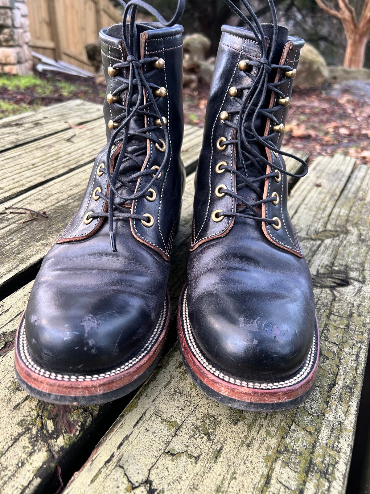 Photo by stepped_in_dookie_again on January 5, 2024 of the Quan Shoemaker Unknown Model in Maryam Black Horsebutt.