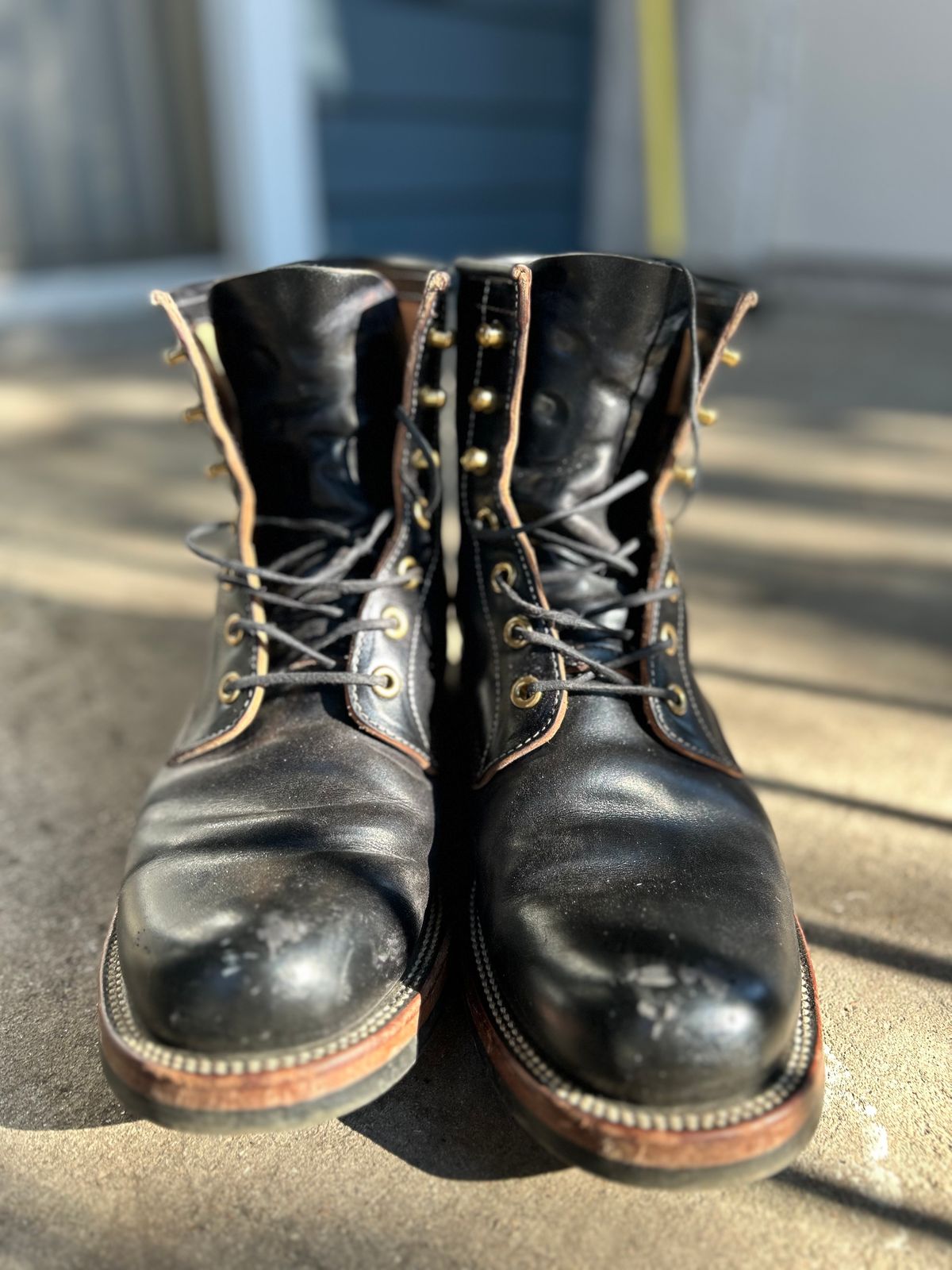 Photo by stepped_in_dookie_again on February 5, 2024 of the Quan Shoemaker Unknown Model in Maryam Black Horsebutt.