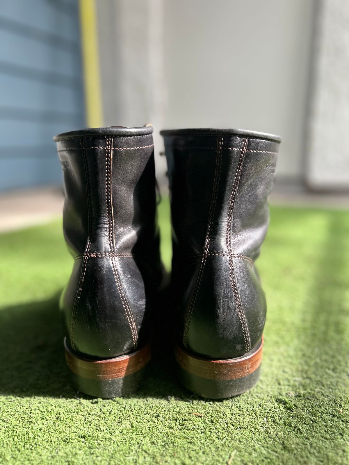Photo by stepped_in_dookie_again on March 4, 2024 of the Quan Shoemaker Unknown Model in Maryam Black Horsebutt.