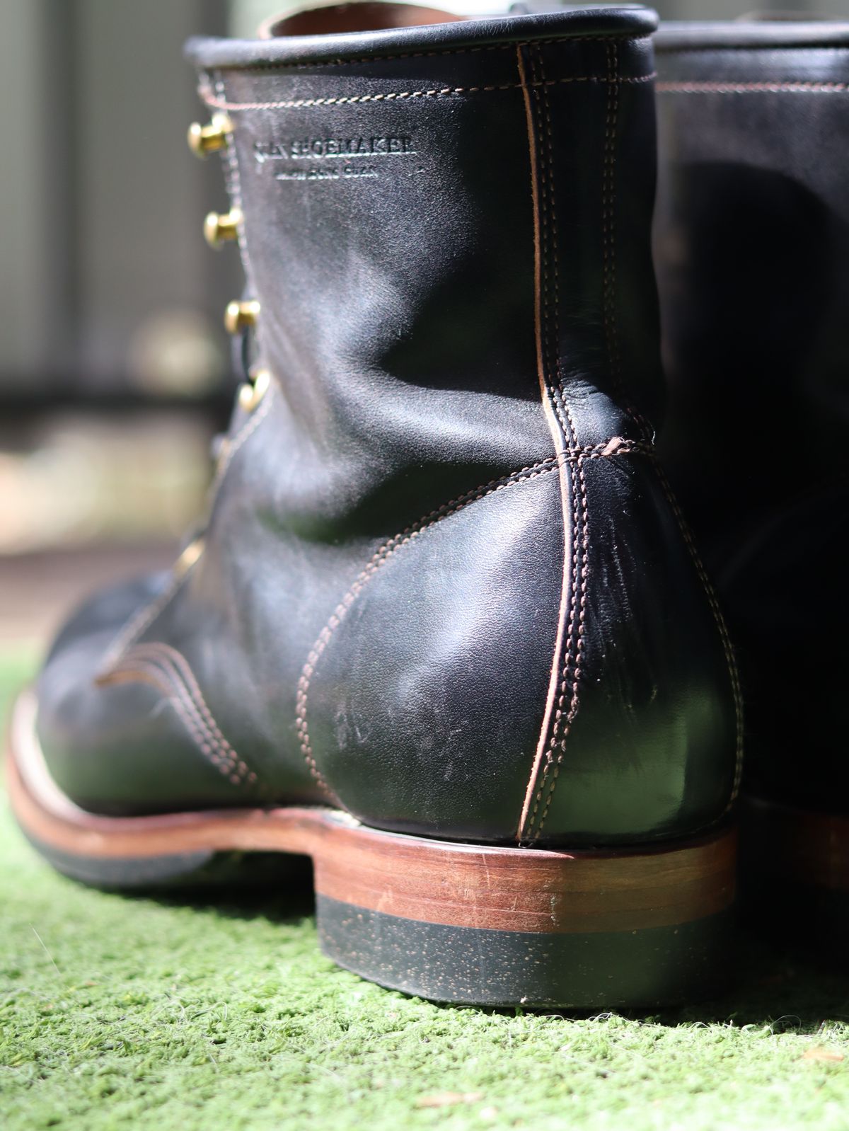 Photo by stepped_in_dookie_again on February 15, 2025 of the Quan Shoemaker Unknown Model in Maryam Black Horsebutt.