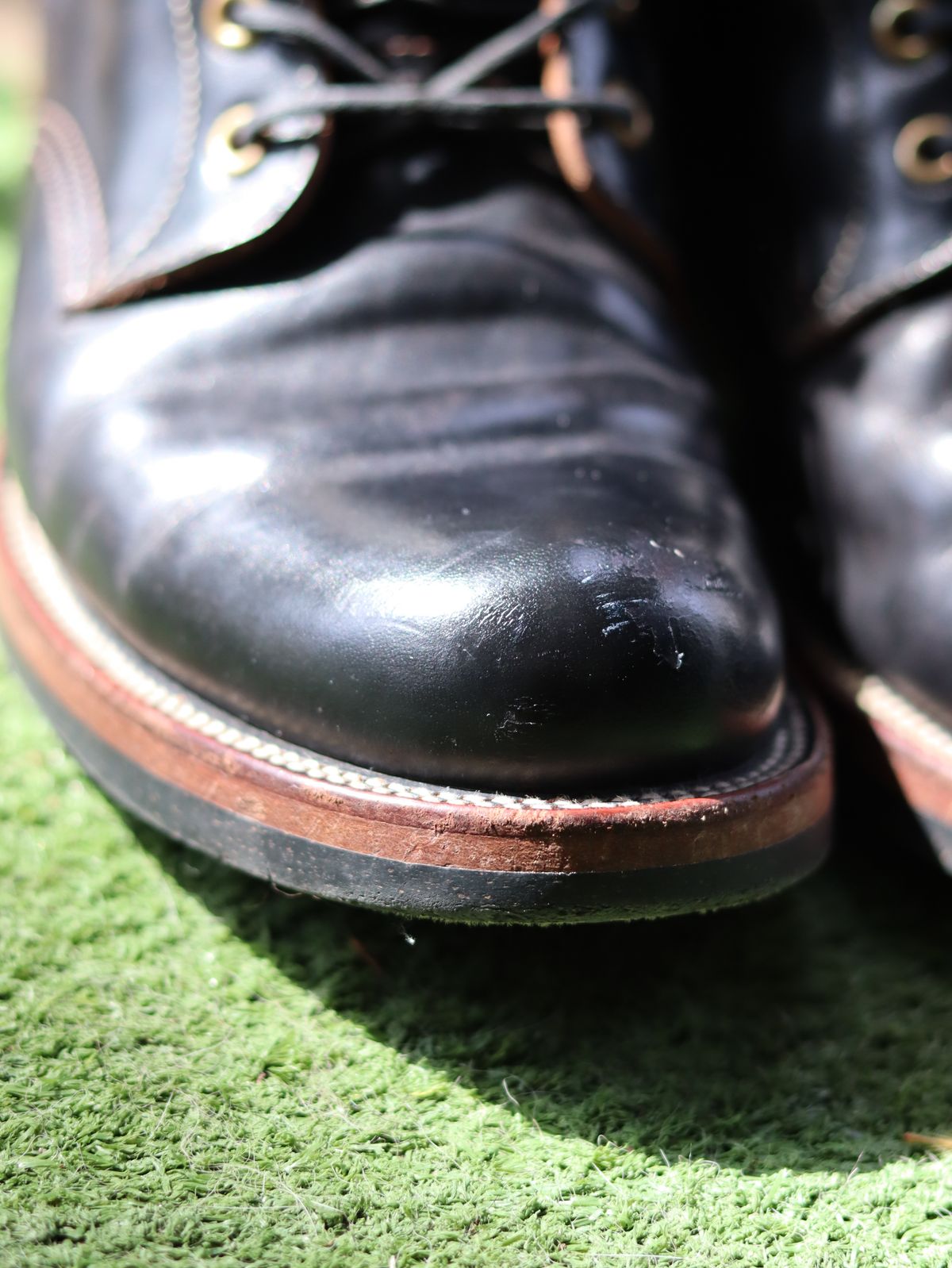 Photo by stepped_in_dookie_again on February 15, 2025 of the Quan Shoemaker Unknown Model in Maryam Black Horsebutt.