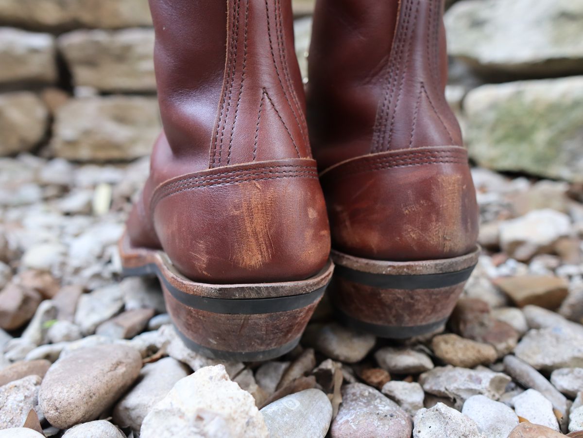 Photo by stepped_in_dookie_again on December 2, 2024 of the White's Packer in Seidel Red Dog Oil Tan.