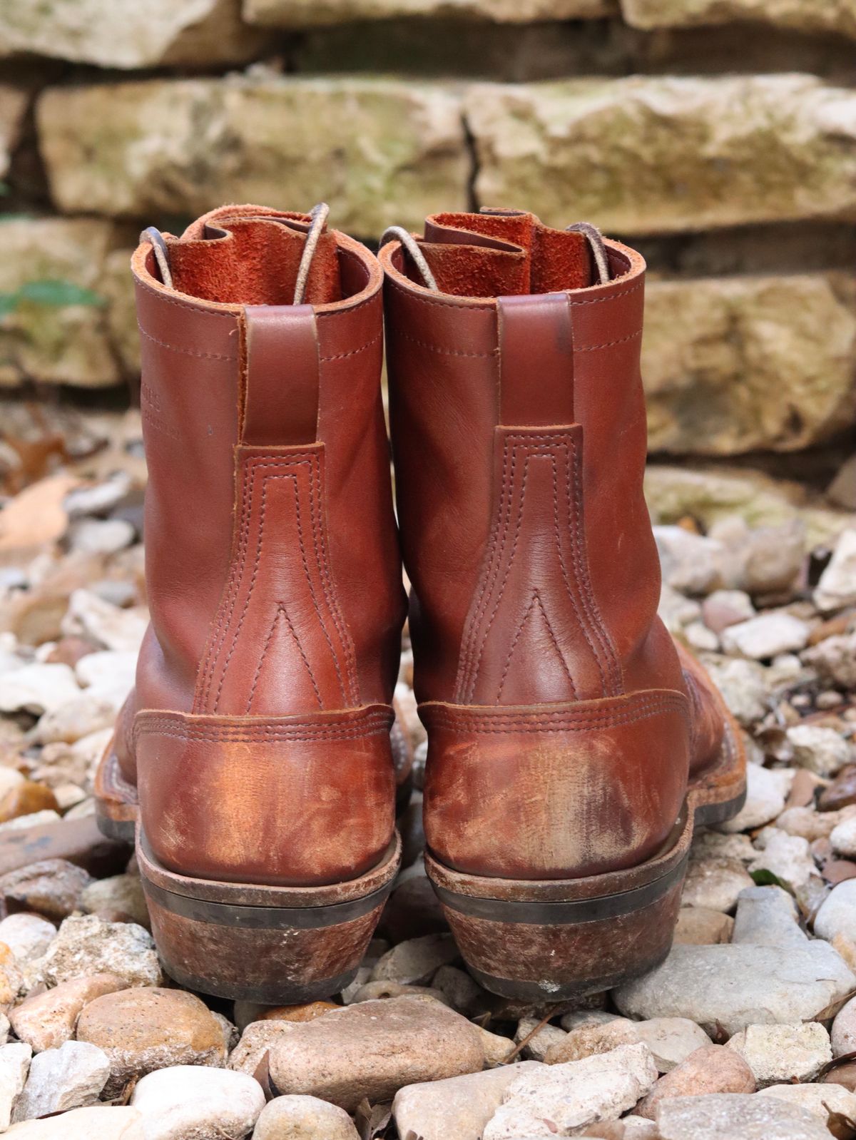 Photo by stepped_in_dookie_again on February 4, 2025 of the White's Packer in Seidel Red Dog Oil Tan.