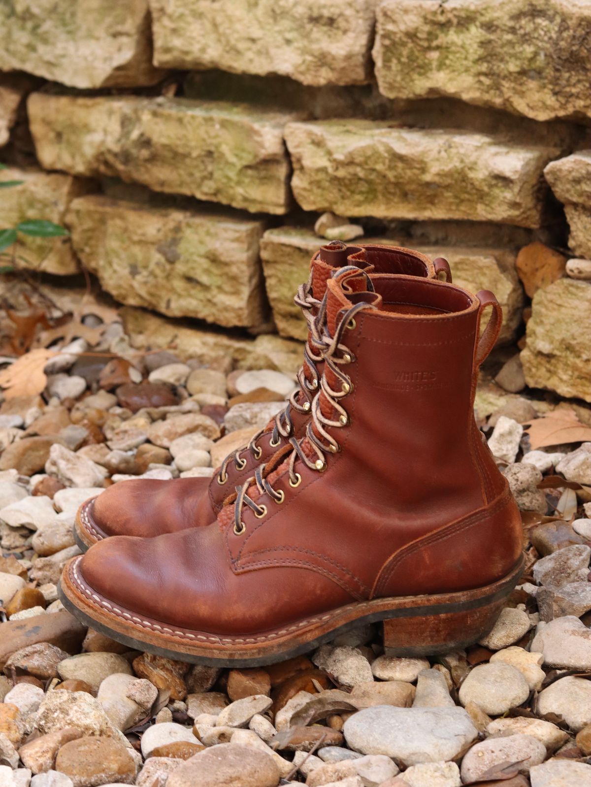 Photo by stepped_in_dookie_again on February 4, 2025 of the White's Packer in Seidel Red Dog Oil Tan.