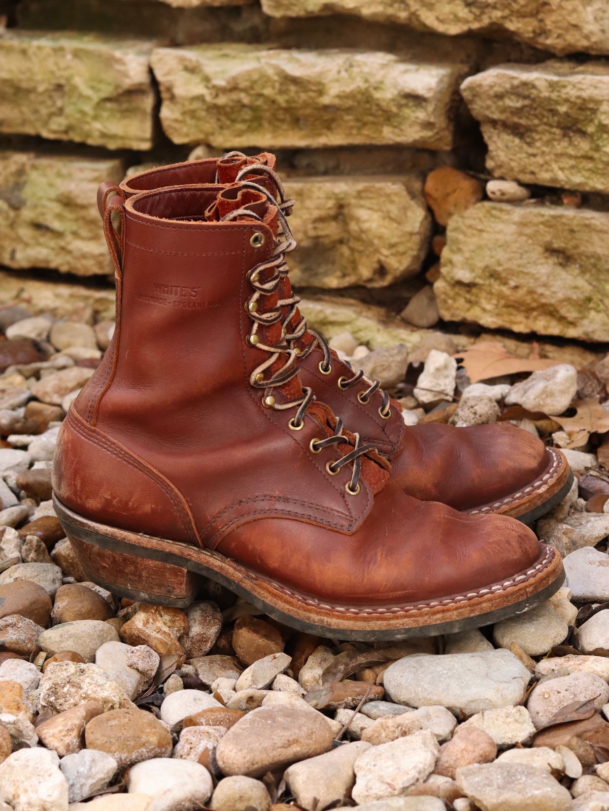 Photo by stepped_in_dookie_again on February 4, 2025 of the White's Packer in Seidel Red Dog Oil Tan.
