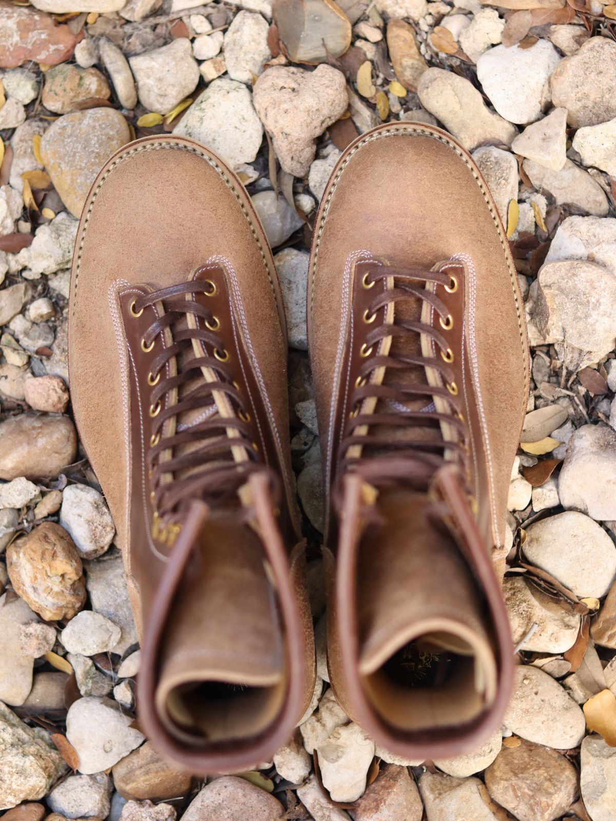 Photo by stepped_in_dookie_again on October 1, 2025 of the Sagara Valiant Old in Sagara Arborwax Amber Smooth & Sagara Arborwax Amber Reverse.