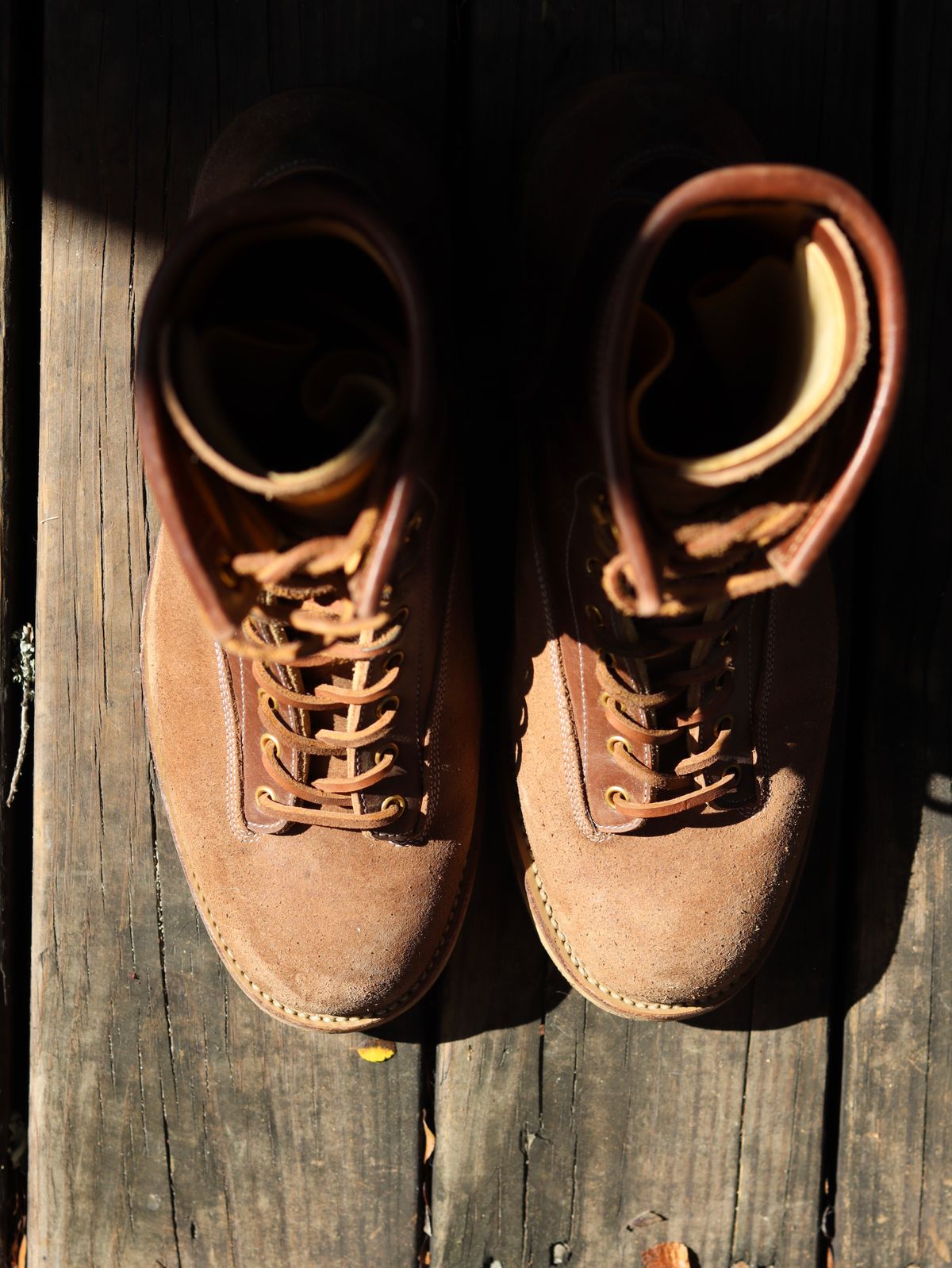 Photo by stepped_in_dookie_again on November 5, 2025 of the Sagara Valiant Old in Sagara Arborwax Amber Smooth & Sagara Arborwax Amber Reverse.