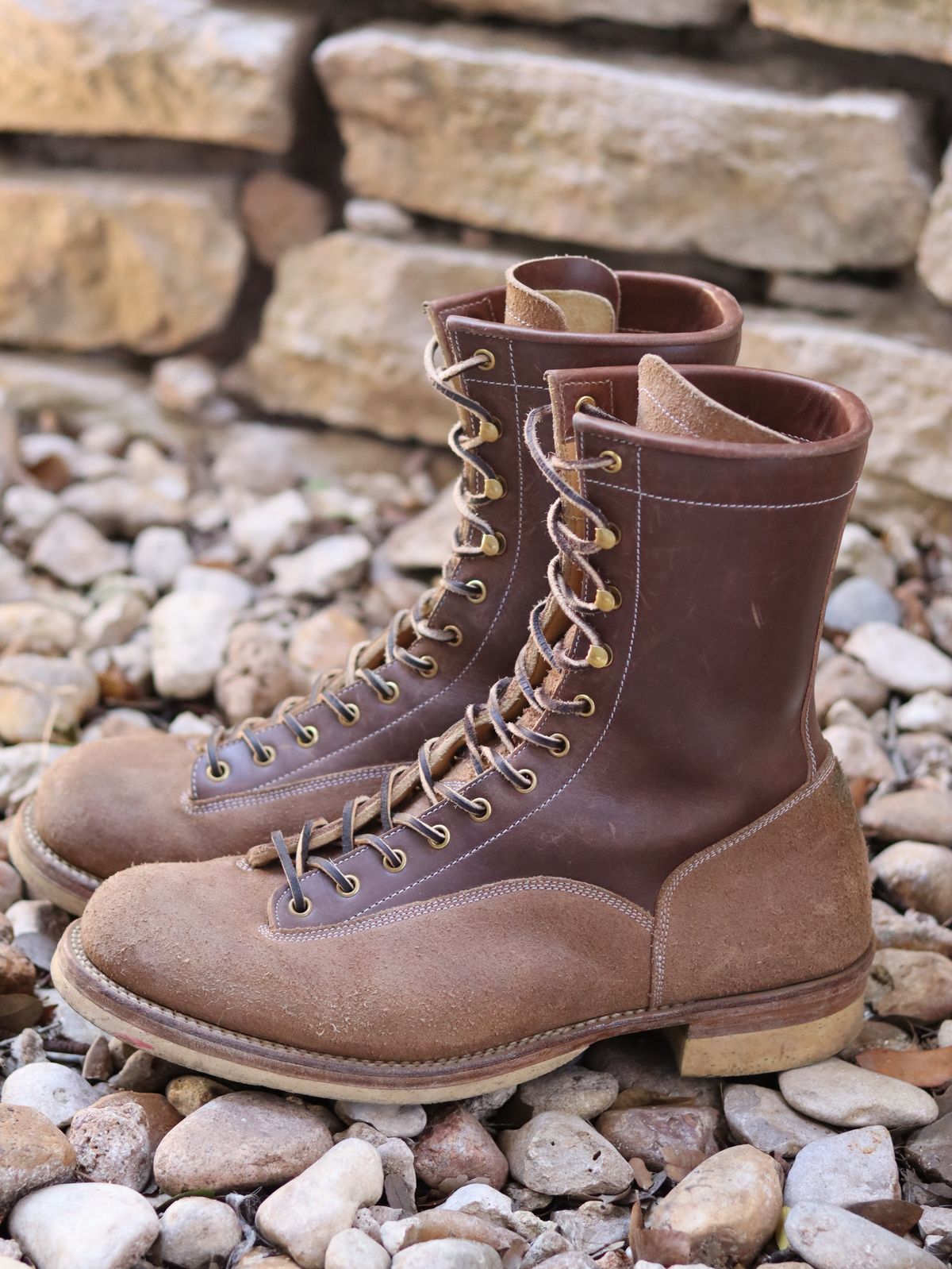 Photo by stepped_in_dookie_again on February 5, 2026 of the Sagara Valiant Old in Sagara Arborwax Amber Smooth & Sagara Arborwax Amber Reverse.