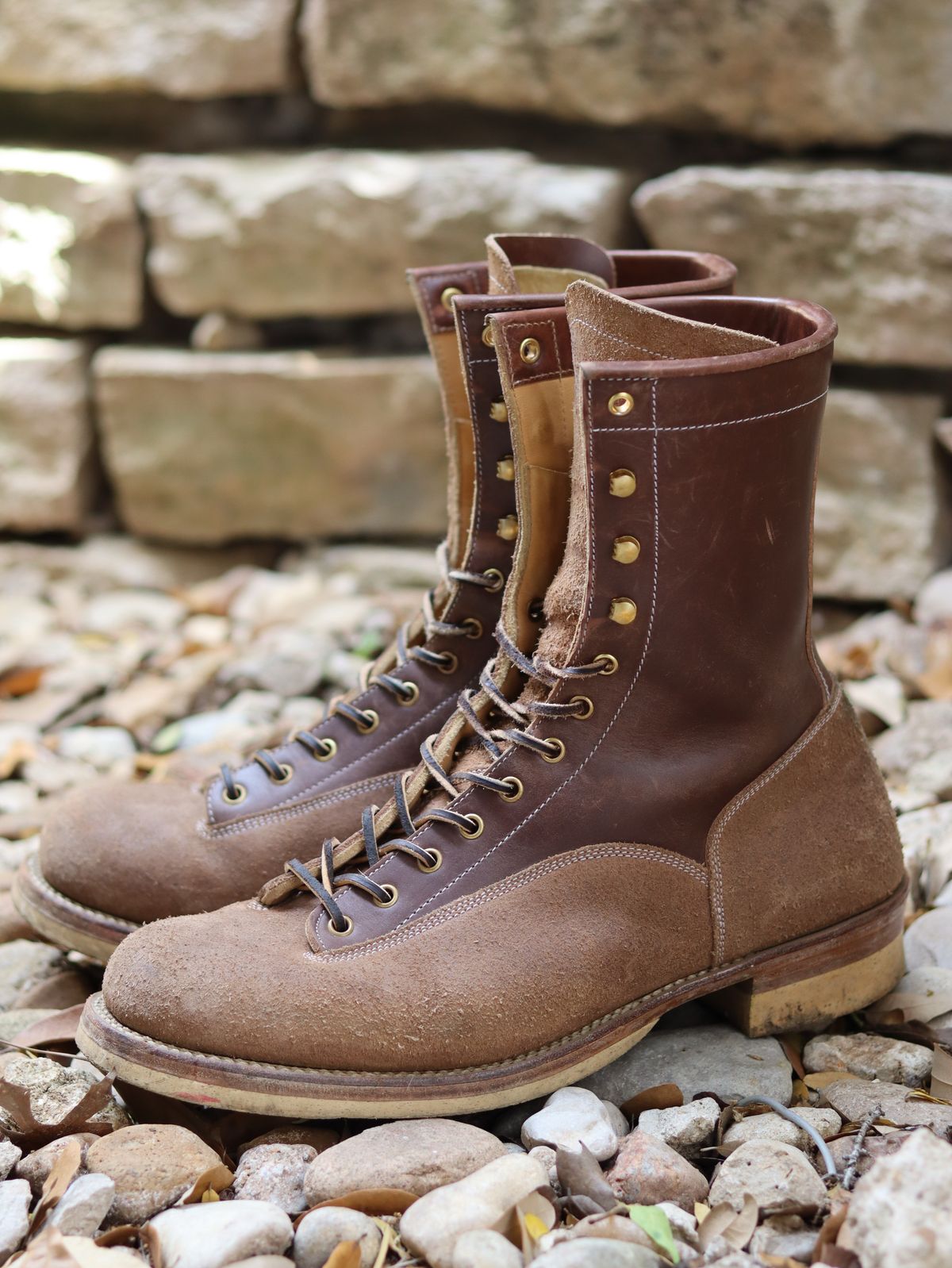 Photo by stepped_in_dookie_again on April 1, 2026 of the Sagara Valiant Old in Sagara Arborwax Amber Smooth & Sagara Arborwax Amber Reverse.