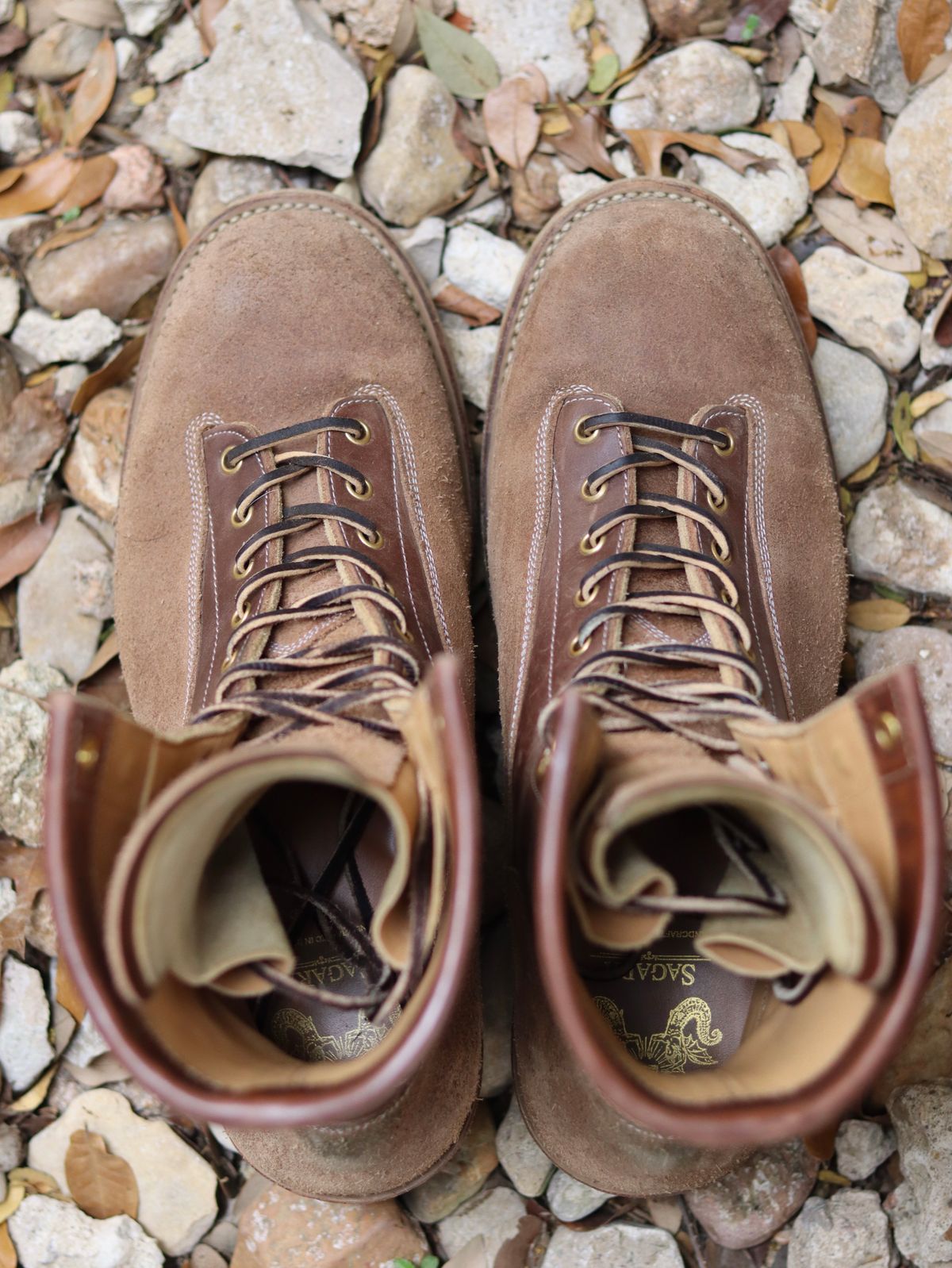 Photo by stepped_in_dookie_again on April 1, 2026 of the Sagara Valiant Old in Sagara Arborwax Amber Smooth & Sagara Arborwax Amber Reverse.