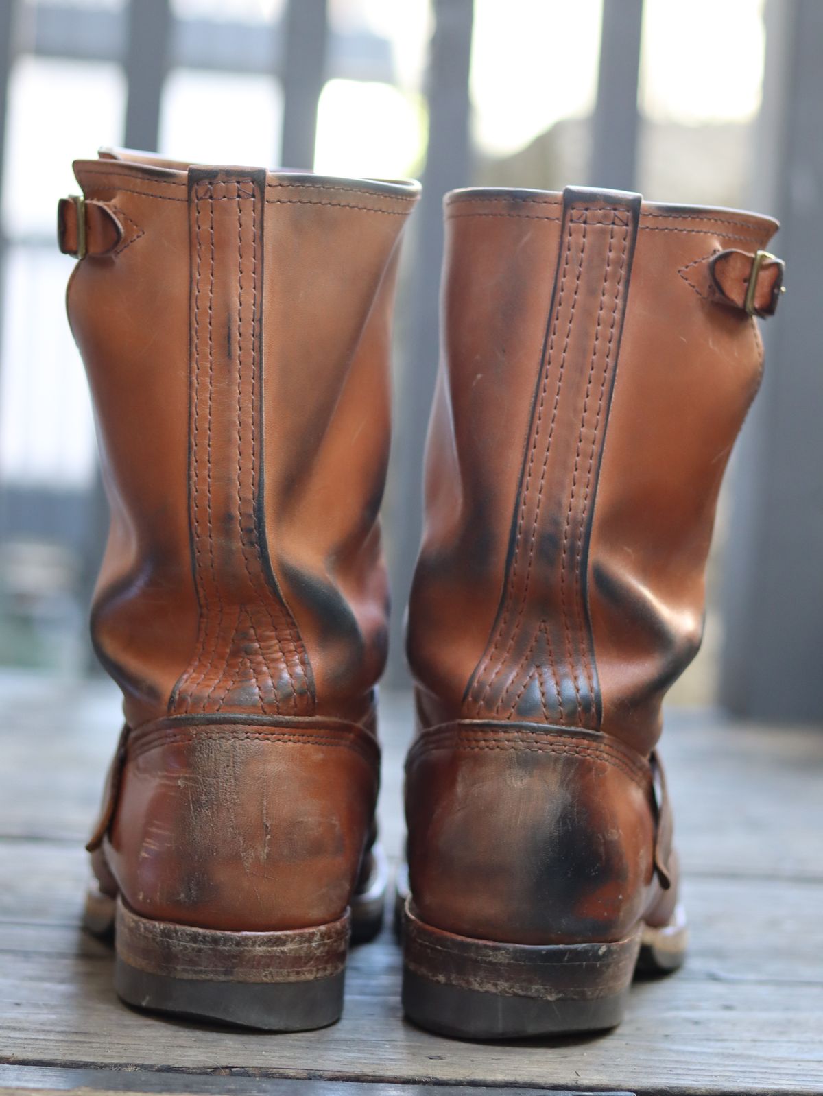 Photo by stepped_in_dookie_again on November 5, 2025 of the Wesco Mister Lou in Maryam Natural Horsebutt.