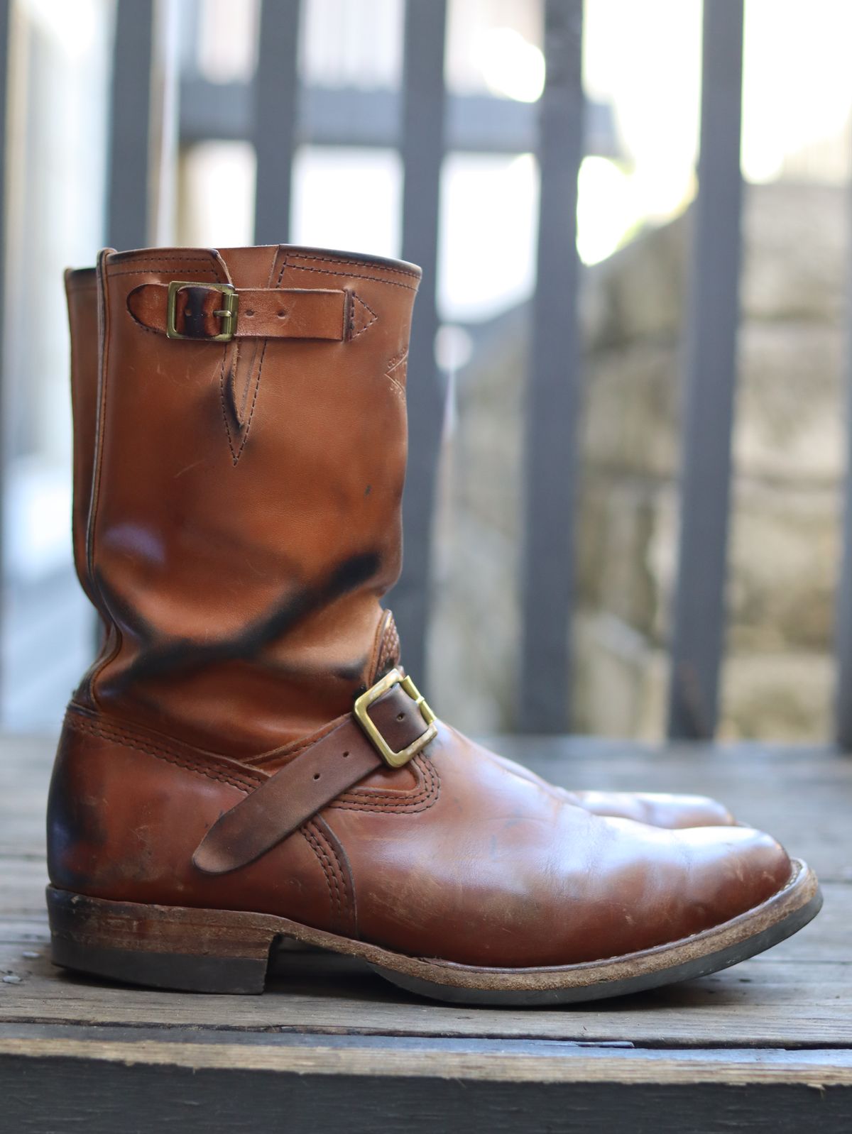 Photo by stepped_in_dookie_again on November 5, 2025 of the Wesco Mister Lou in Maryam Natural Horsebutt.