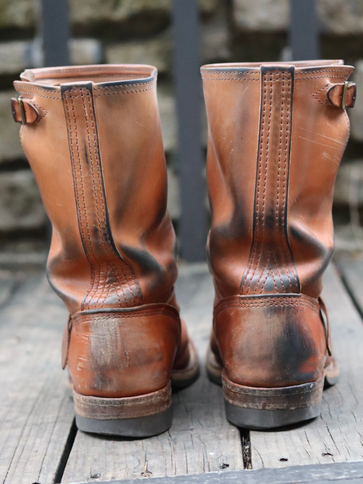Photo by stepped_in_dookie_again on December 3, 2025 of the Wesco Mister Lou in Maryam Natural Horsehide.