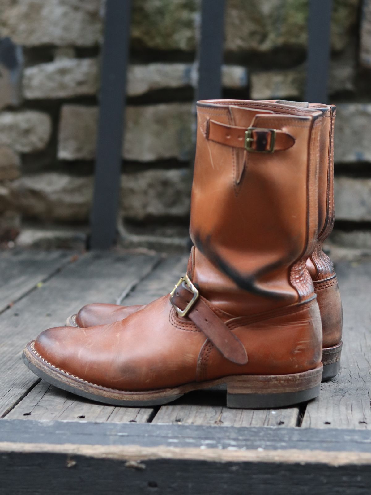 Photo by stepped_in_dookie_again on December 3, 2025 of the Wesco Mister Lou in Maryam Natural Horsehide.