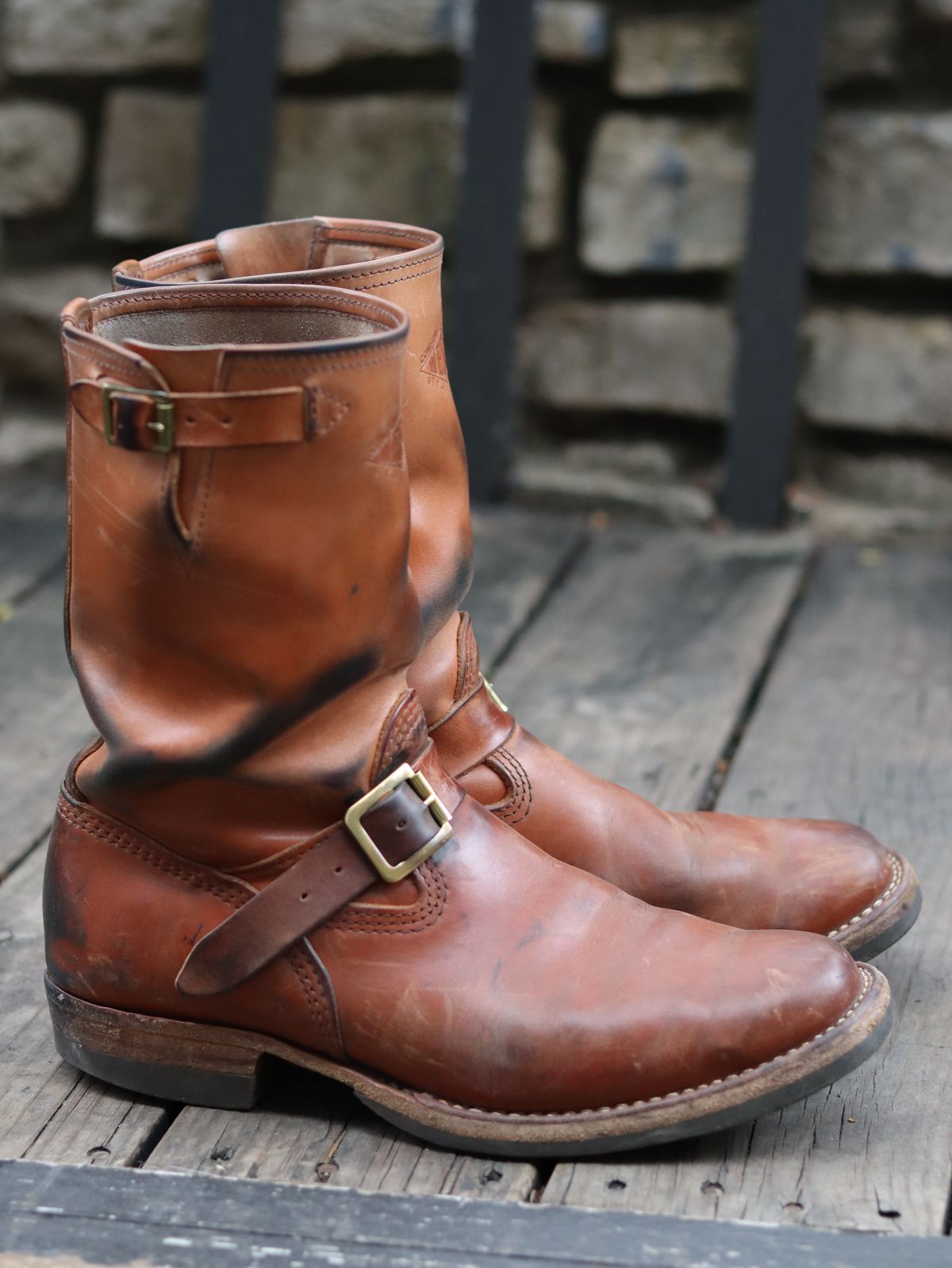 Photo by stepped_in_dookie_again on December 3, 2025 of the Wesco Mister Lou in Maryam Natural Horsehide.