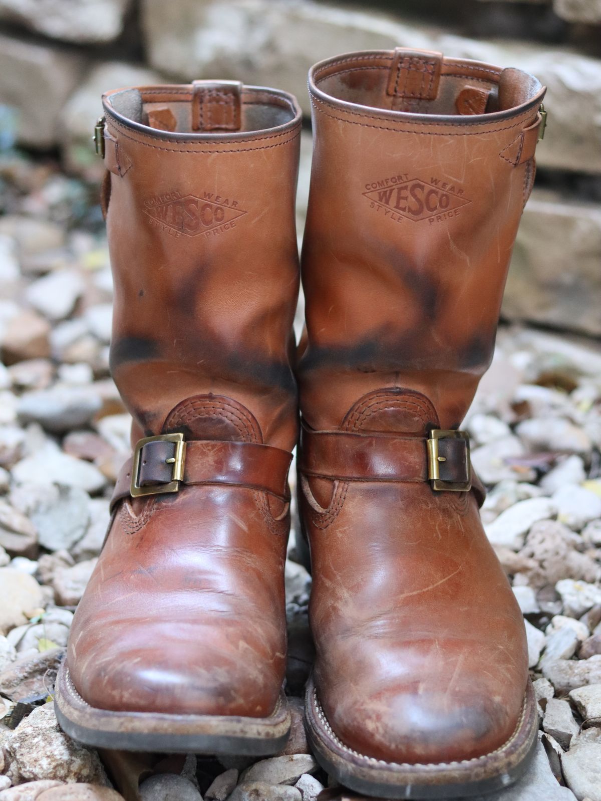 Photo by stepped_in_dookie_again on March 3, 2026 of the Wesco Mister Lou in Maryam Natural Horsehide.