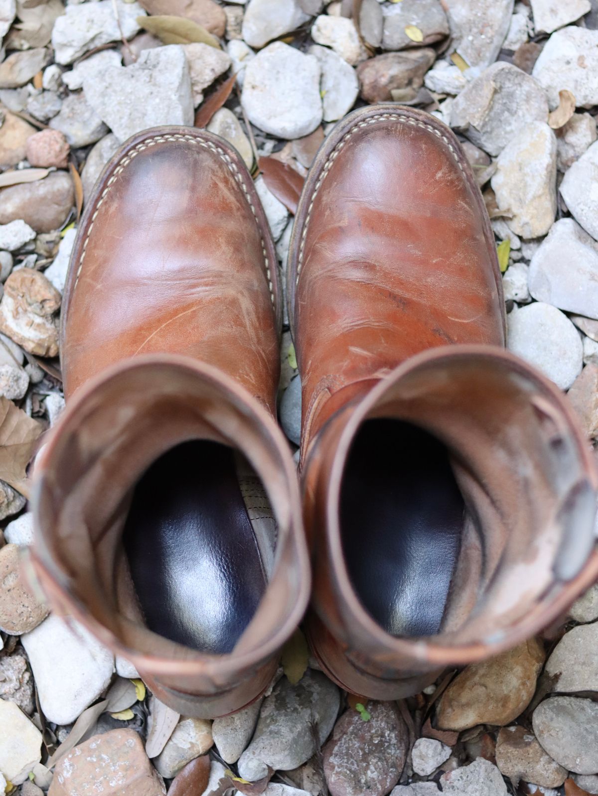 Photo by stepped_in_dookie_again on March 3, 2026 of the Wesco Mister Lou in Maryam Natural Horsehide.