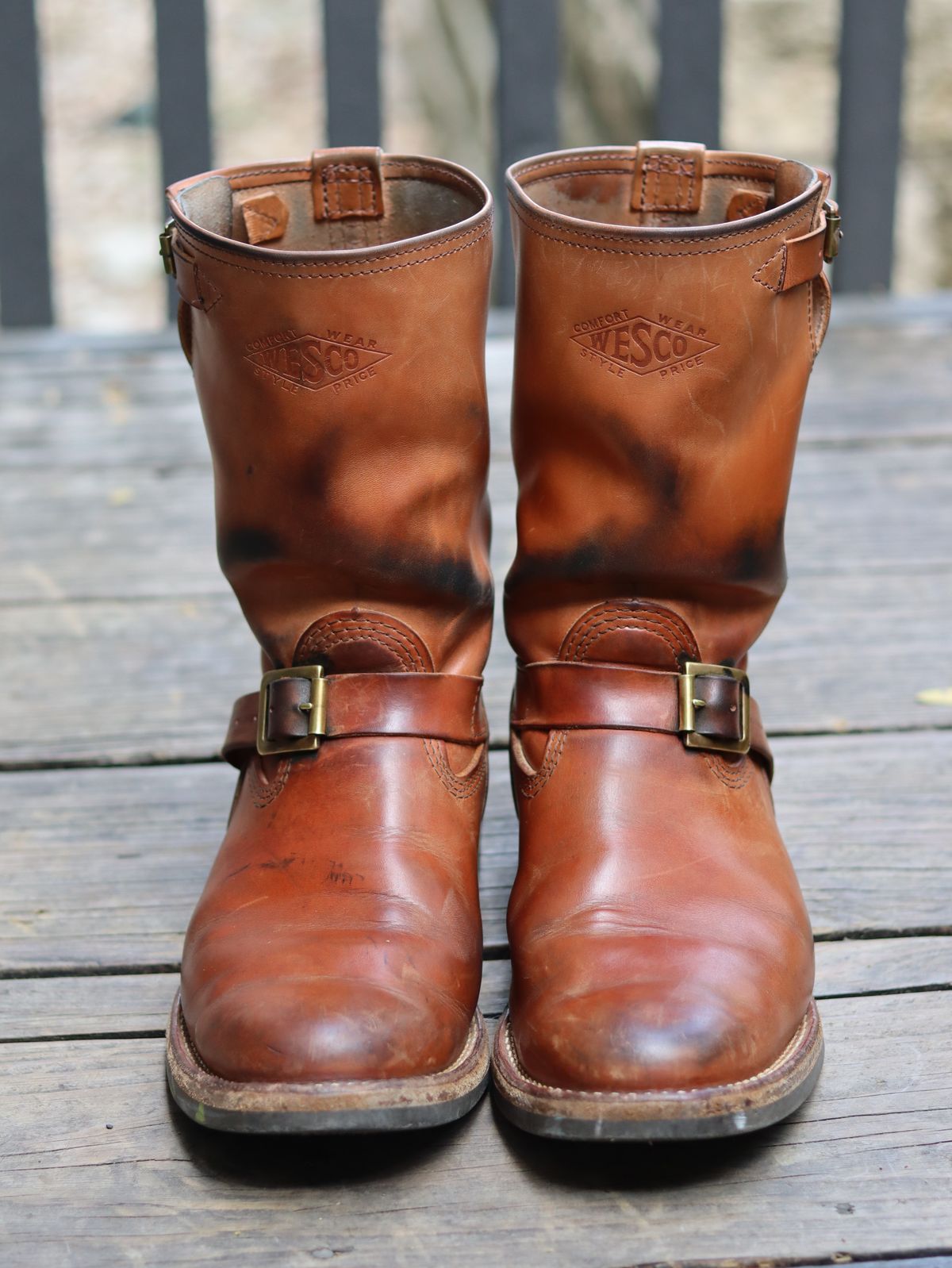 Photo by stepped_in_dookie_again on April 1, 2026 of the Wesco Mister Lou in Maryam Natural Horsehide.