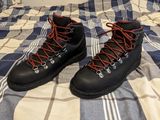 Danner Mountain Pass in Black Full Grain