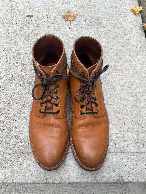 Photo by pasghetti_western on November 5, 2022 of the Grant Stone Diesel Boot in Horween English Tan Essex.