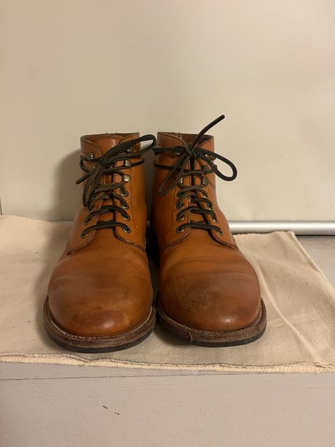 Photo by pasghetti_western on January 5, 2023 of the Grant Stone Diesel Boot in Horween English Tan Essex.