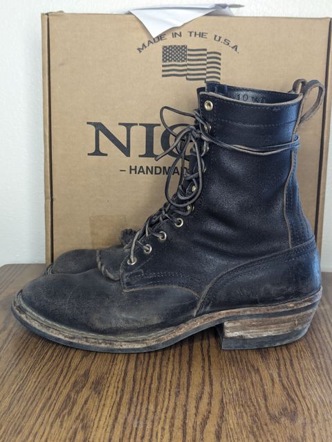 Photo by sassysasser on March 2, 2024 of the Nicks MTO in Horween Black Waxed Flesh.