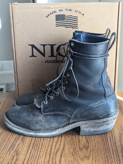 Photo by sassysasser on April 4, 2024 of the Nicks MTO in Horween Black Waxed Flesh.