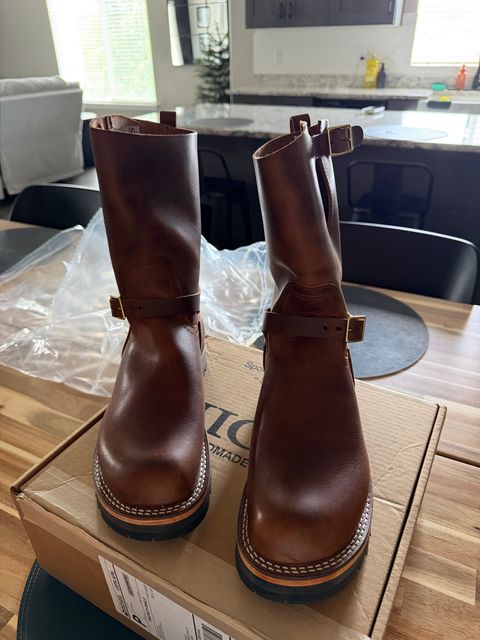 Photo by killerbootsman on May 28, 2026 of the Nicks Pullman in Horween Italian Brown Cypress.
