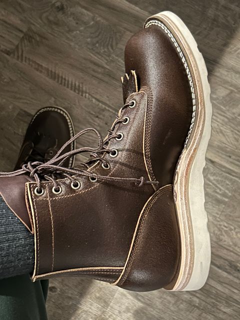 Photo by killerbootsman on February 16, 2024 of the Frank's Boots Rainier in Horween Cinnamon Waxed Flesh.