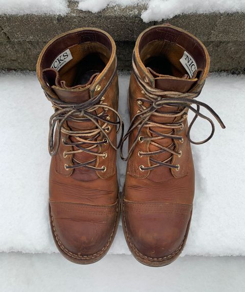 Photo by Sunbenny on February 1, 2023 of the Nicks Americana in Horween Orange Predator.