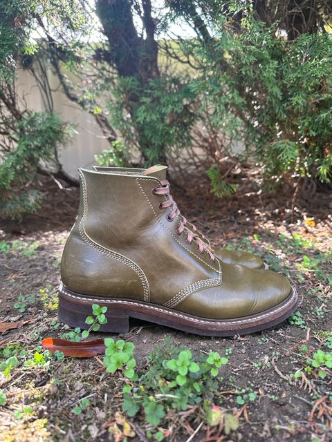 Photo by 8loop on November 5, 2022 of the John Lofgren M-43 Service Shoes in Shinki Olive Shrunken Horsebutt.