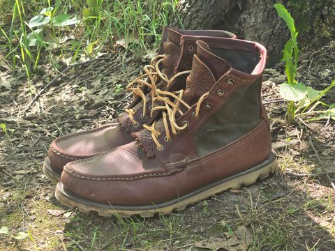 Photo by tdoellman on July 20, 2026 of the Russell Moccasin Co. Safari in S.B. Foot Walnut Timberjack & Olive Twill.