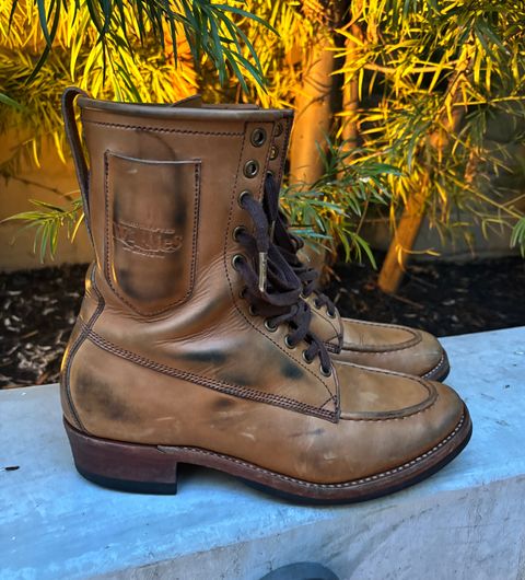 Photo by buellrider on April 5, 2025 of the Willie's Handmade Boots Hunting Boot in Horween Natural Latigo.